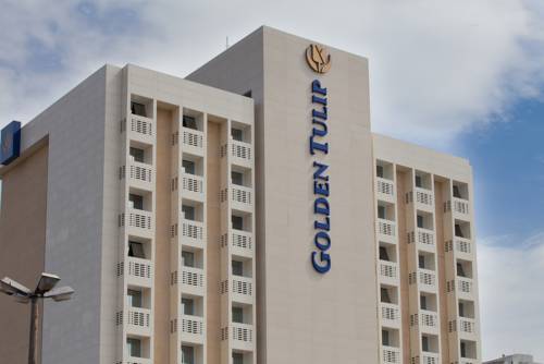 Golden Tulip Colinas