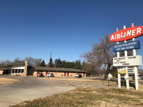 Airliner Motel