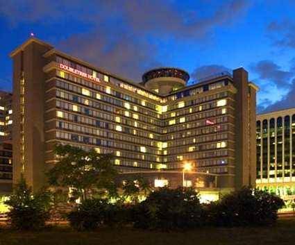 DoubleTree by Hilton Washington DC – Crystal City