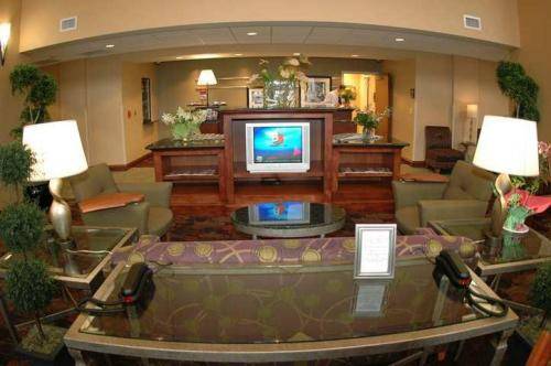 Hampton Inn & Suites Grand Rapids-Airport 28th St