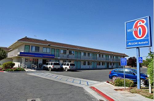 Motel 6 Bakersfield Airport